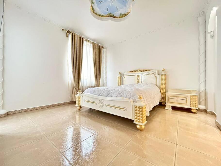 Luxurious Apartment In The Center Of ブリュッセル エクステリア 写真